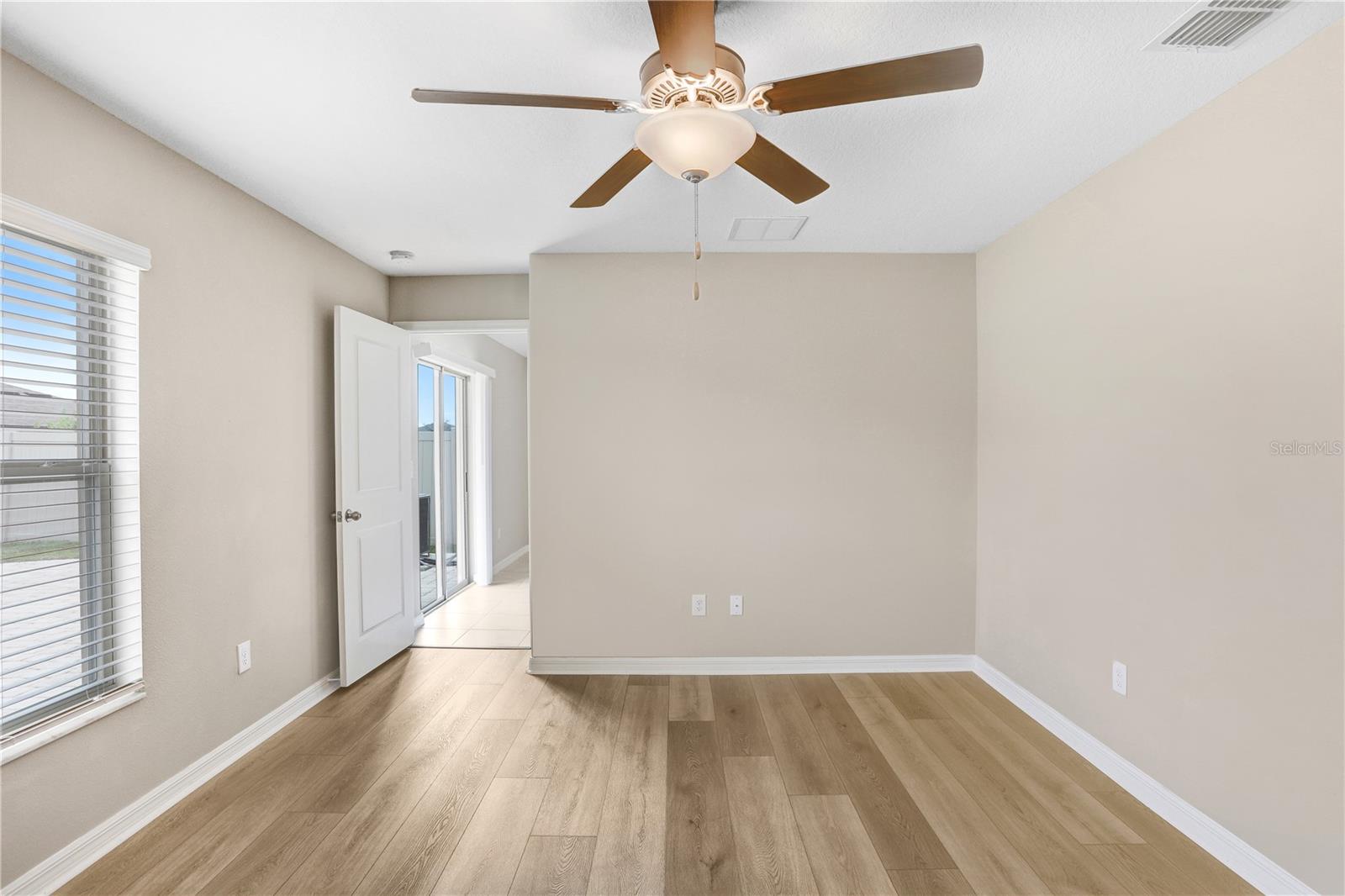 Image 16 of 32 For 15622 Spice Key Street