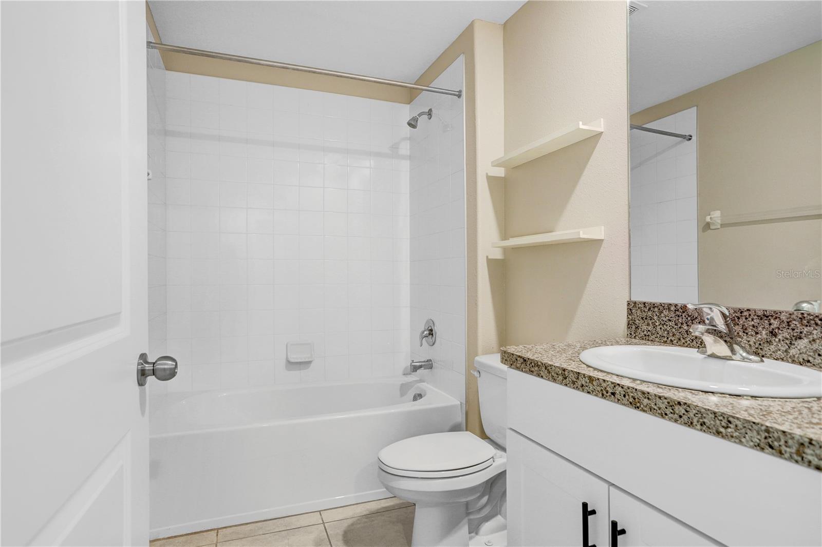 Image 19 of 32 For 15622 Spice Key Street