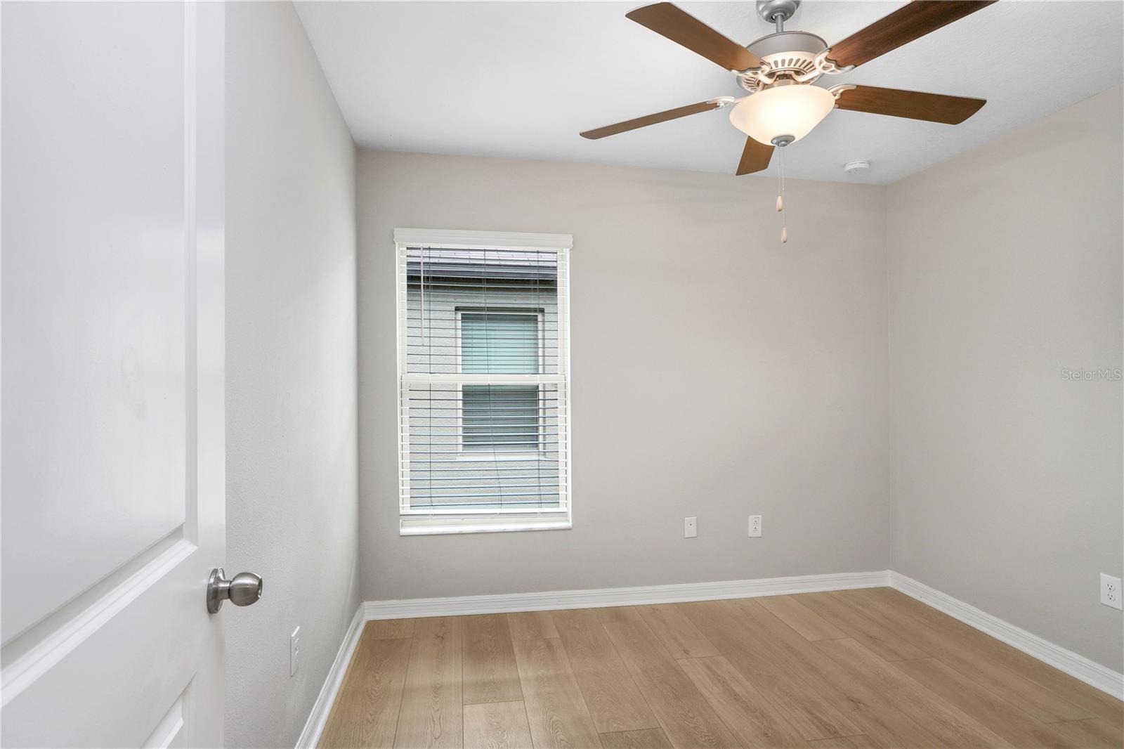 Image 21 of 32 For 15622 Spice Key Street