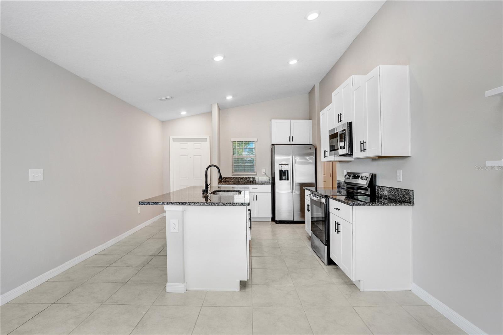Image 6 of 32 For 15622 Spice Key Street