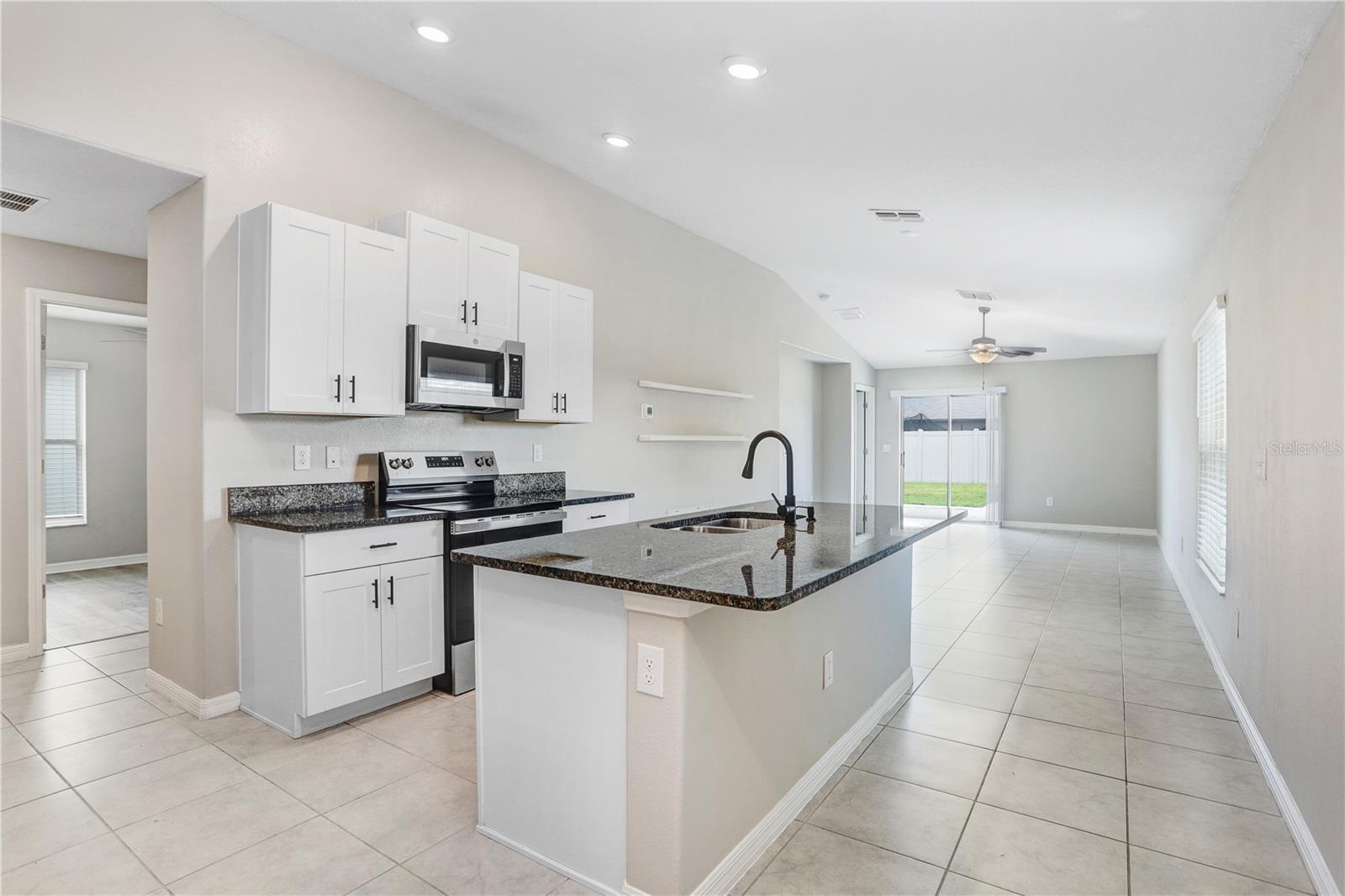 Image 7 of 32 For 15622 Spice Key Street