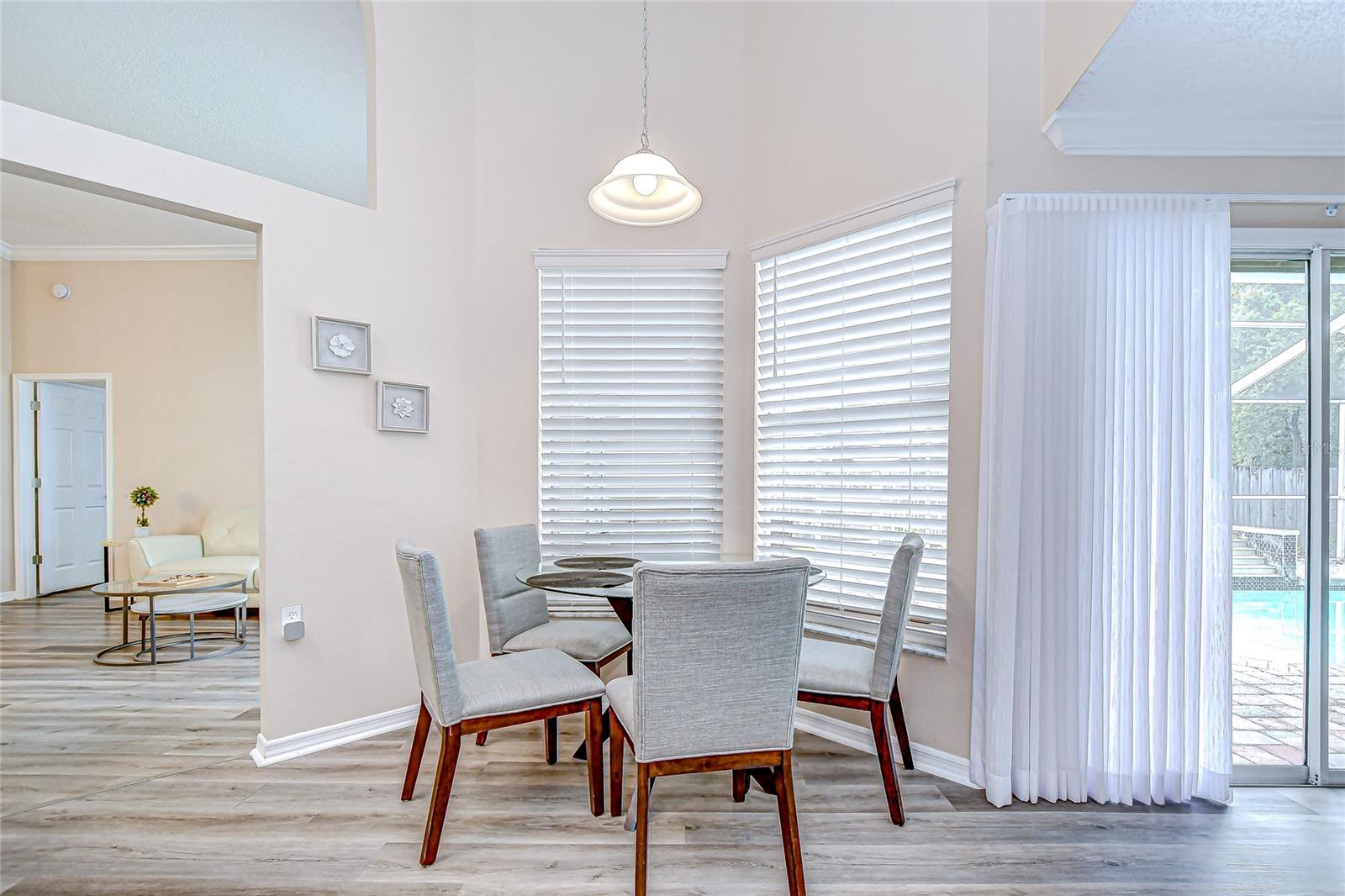 Image 15 of 43 For 4837 Eagle Cove Boulevard