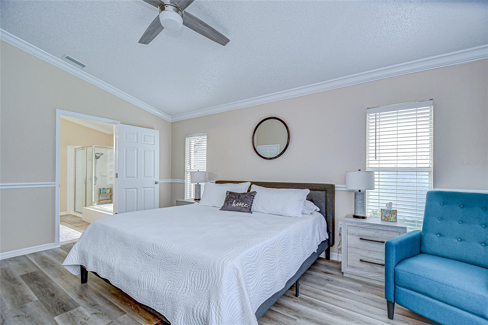 Image 18 of 43 For 4837 Eagle Cove Boulevard