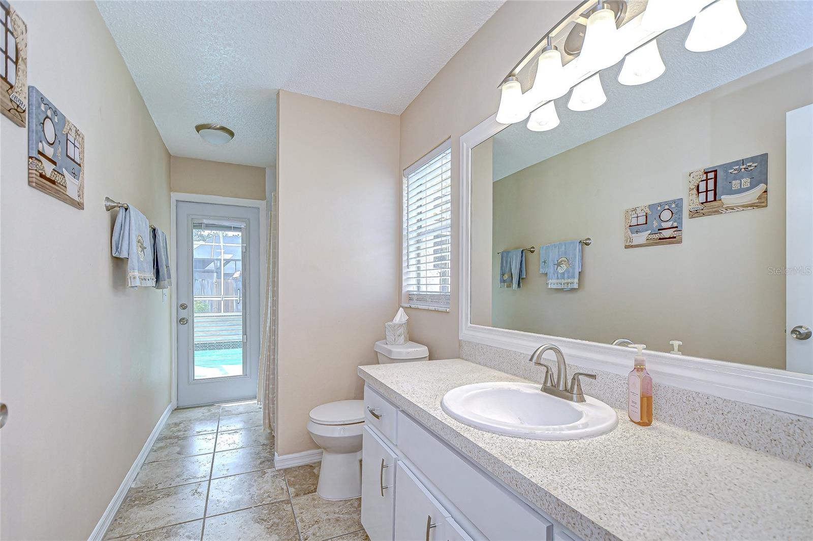 Image 27 of 43 For 4837 Eagle Cove Boulevard