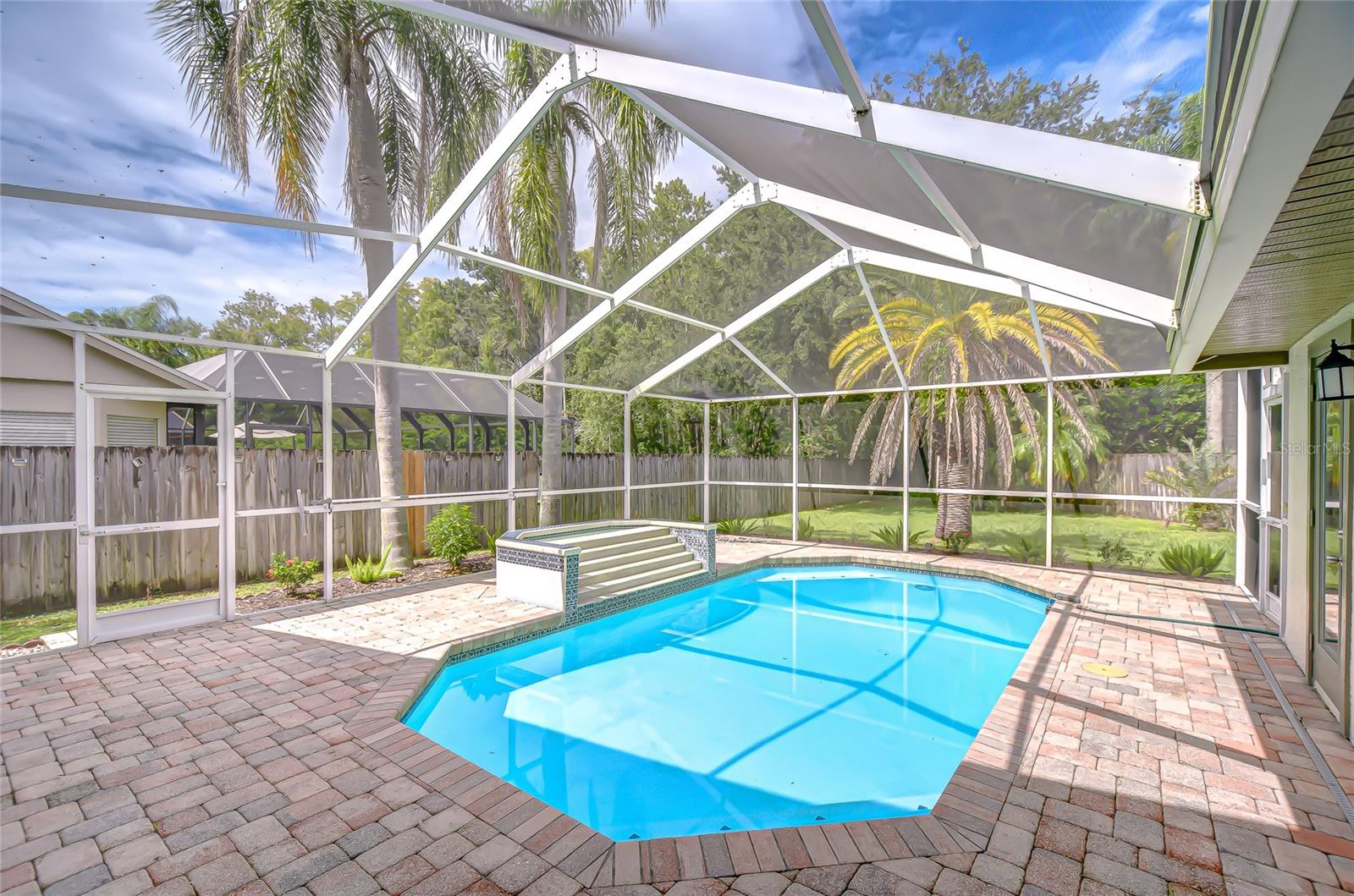 Image 28 of 43 For 4837 Eagle Cove Boulevard