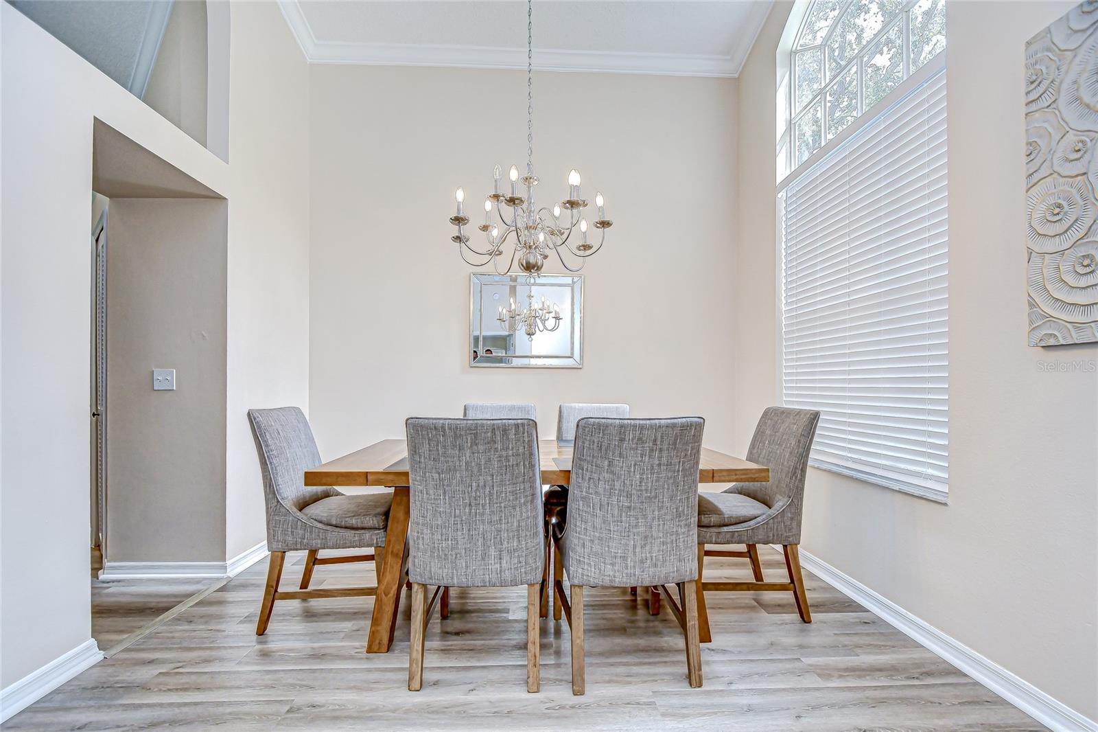 Image 5 of 43 For 4837 Eagle Cove Boulevard