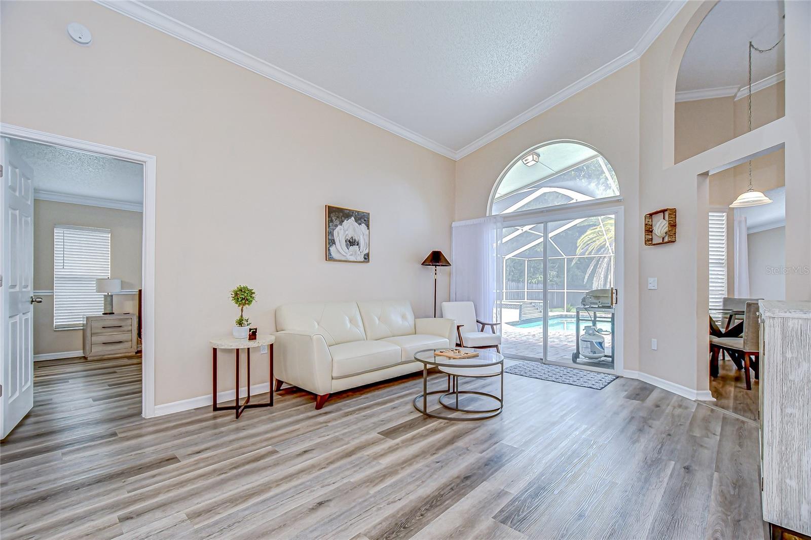 Image 9 of 43 For 4837 Eagle Cove Boulevard