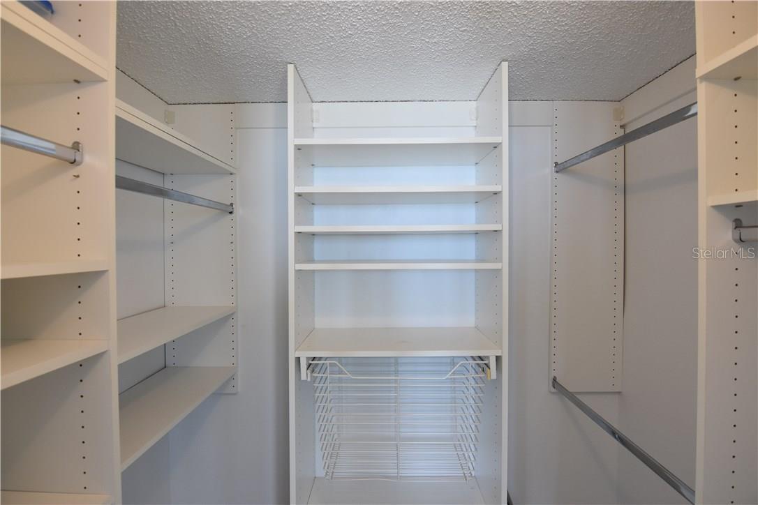 Image 11 of 34 For 18304 Gulf Boulevard 610