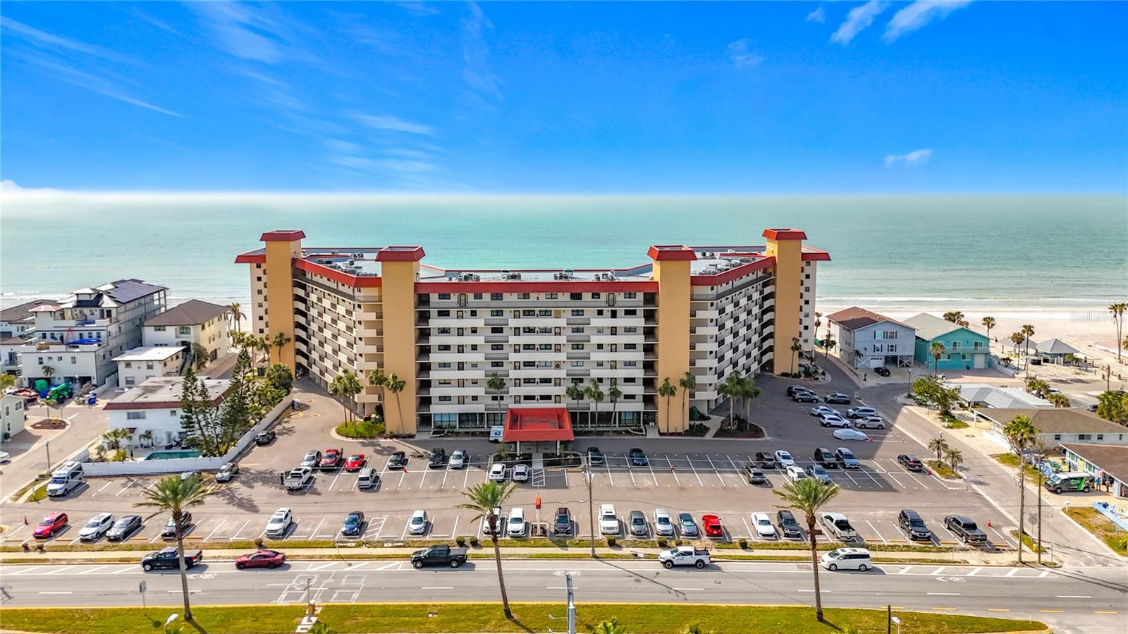 Image 31 of 34 For 18304 Gulf Boulevard 610