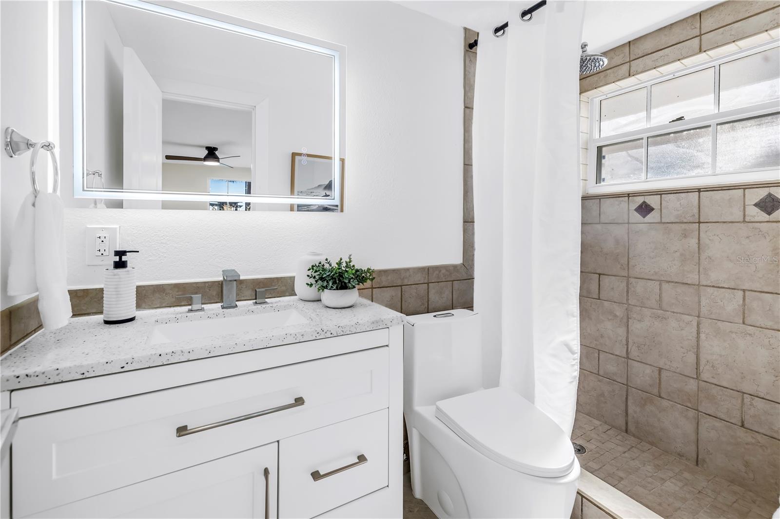 Image 33 of 81 For 17601 Sterling Terrace