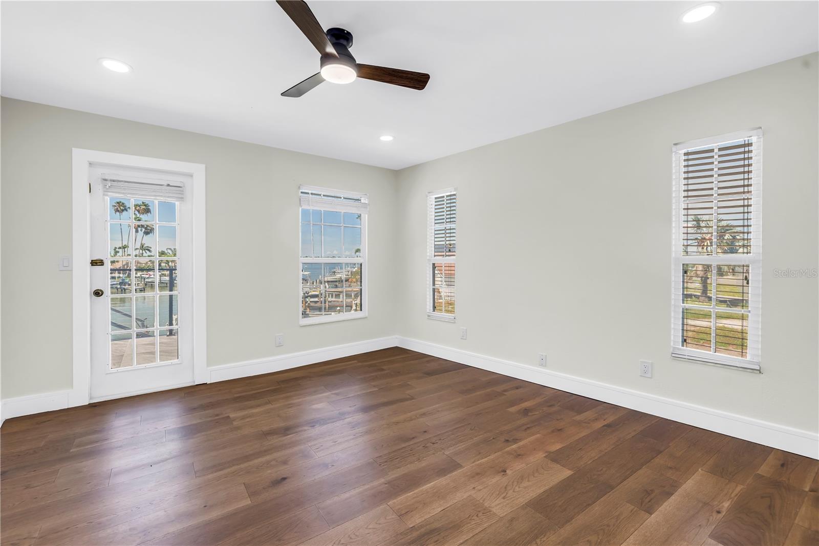 Image 41 of 81 For 17601 Sterling Terrace
