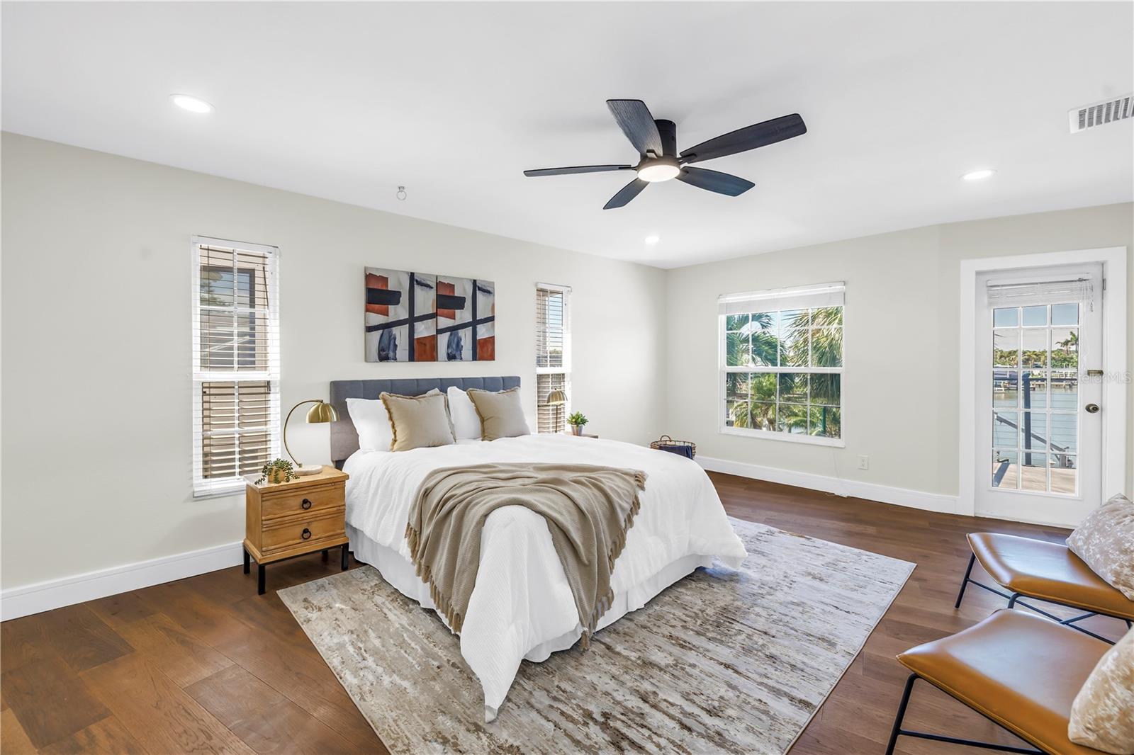 Image 45 of 81 For 17601 Sterling Terrace