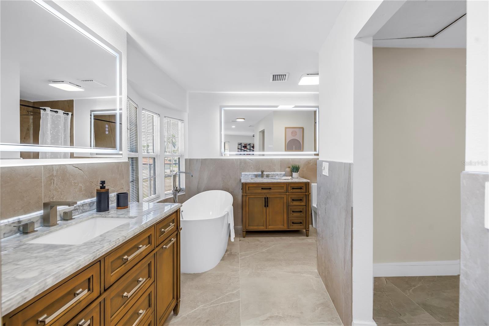 Image 49 of 81 For 17601 Sterling Terrace