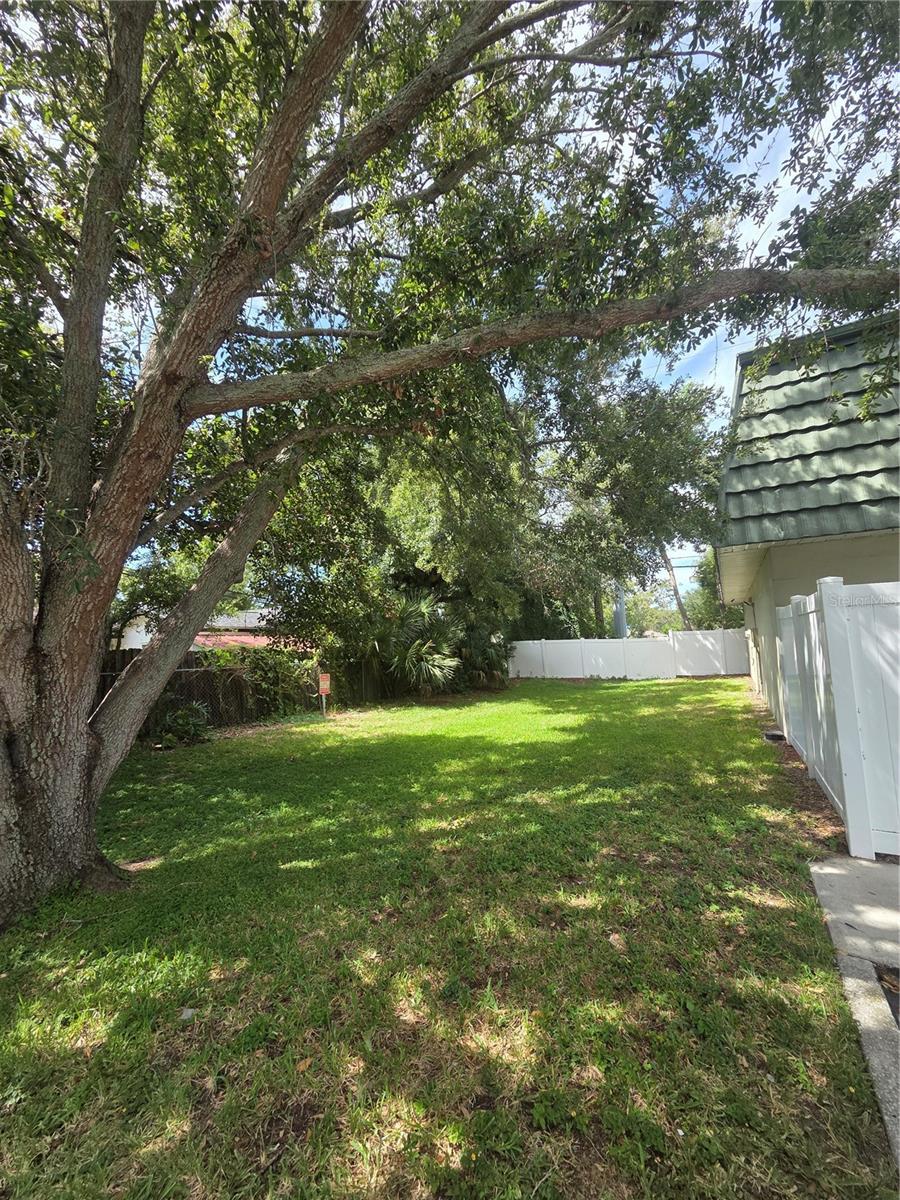 Image 33 of 35 For 1799 Highland Avenue 31