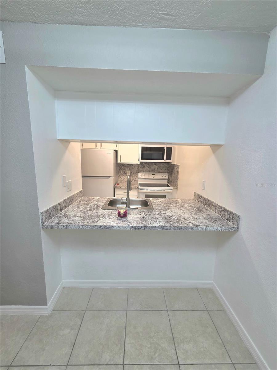 Image 6 of 35 For 1799 Highland Avenue 31