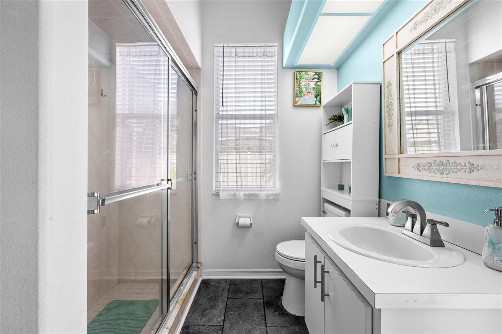 Image 38 of 72 For 5230 Halstead Lane