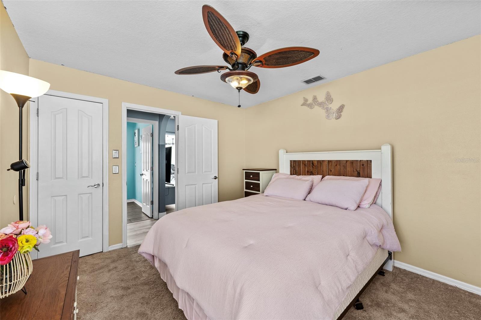 Image 42 of 72 For 5230 Halstead Lane