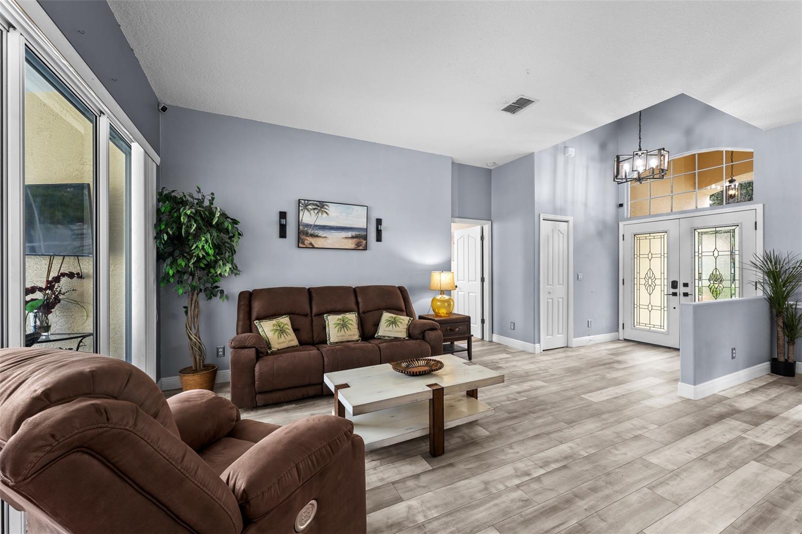 Image 7 of 72 For 5230 Halstead Lane