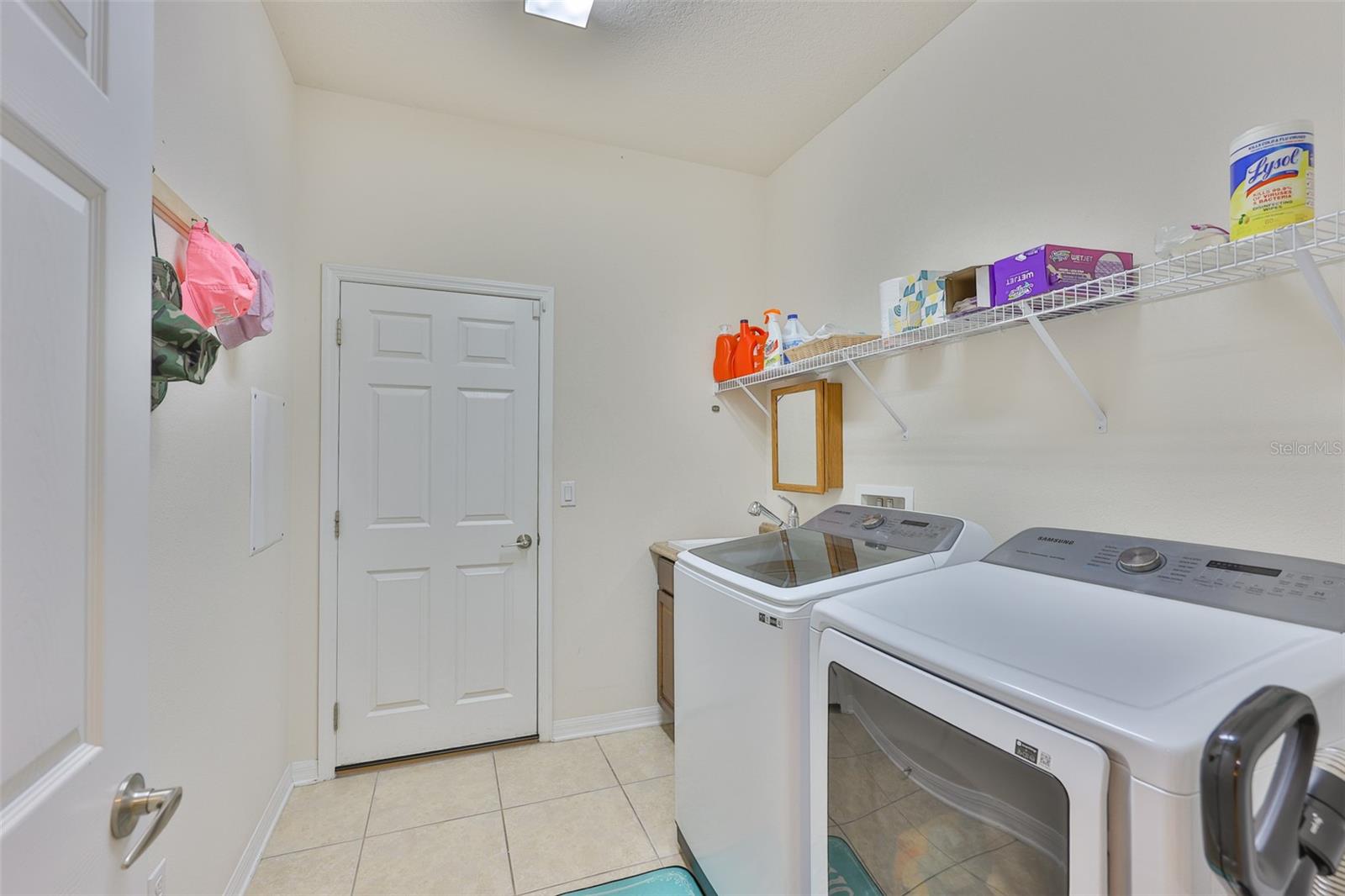 Image 41 of 54 For 1516 Yale Castle Court