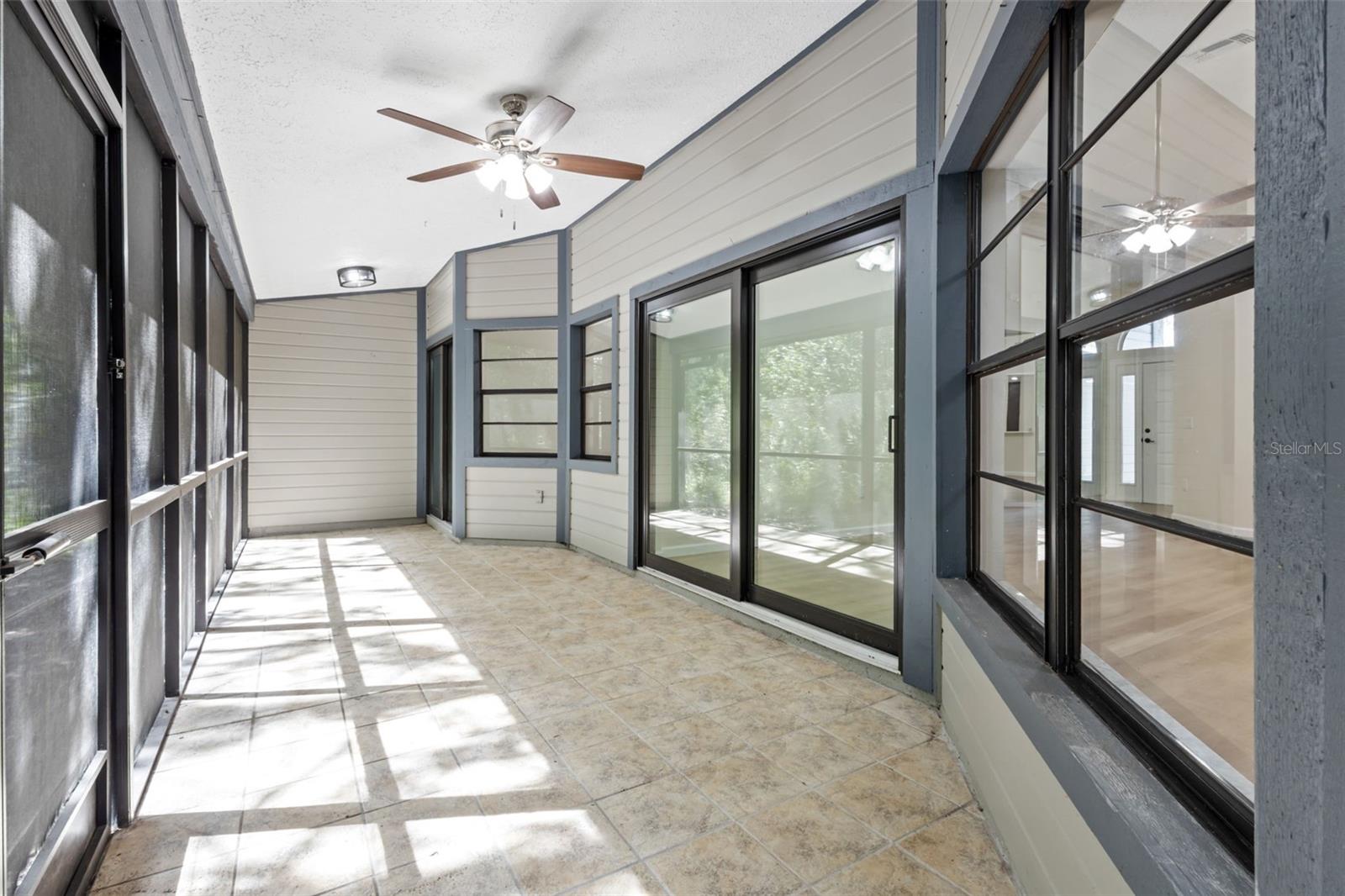 Image 15 of 38 For 887 Lucas Lane