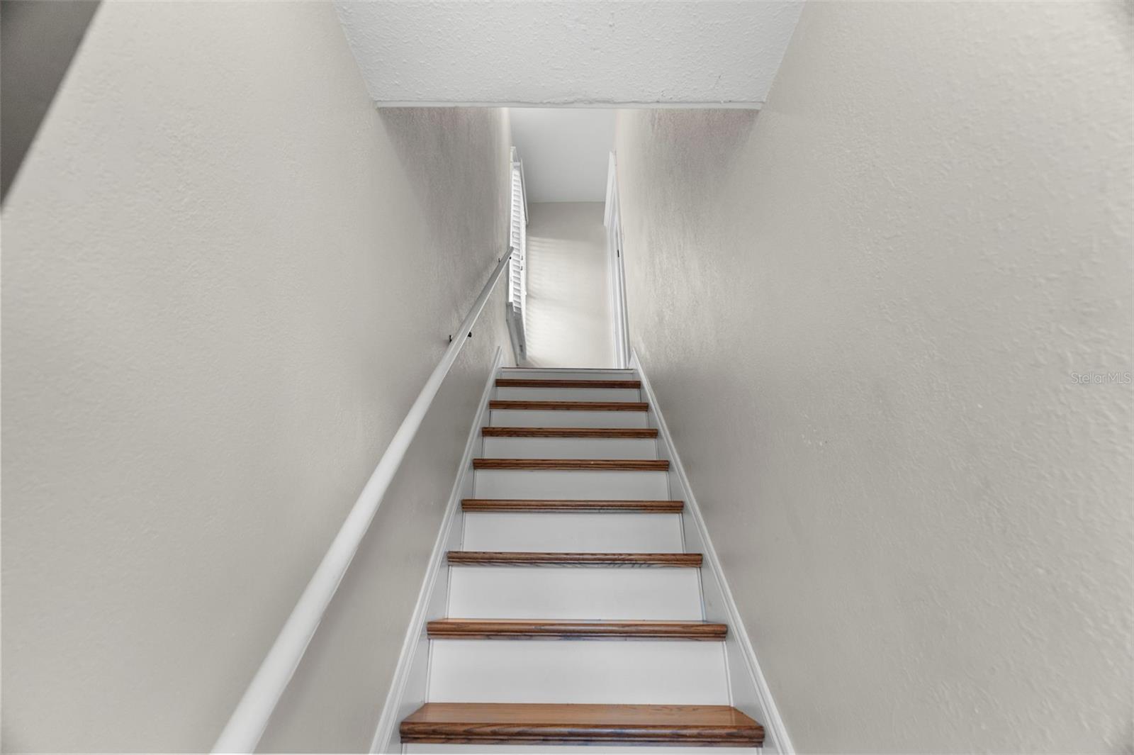 Image 16 of 74 For 540 11th Avenue N