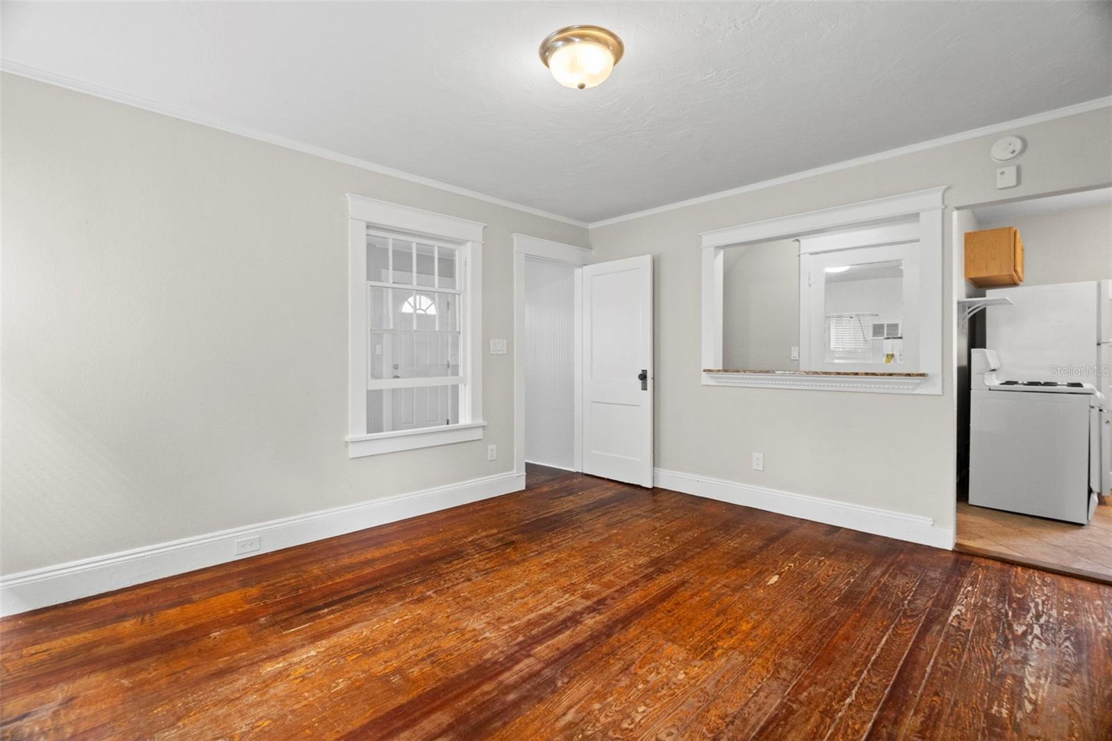 Image 28 of 74 For 540 11th Avenue N