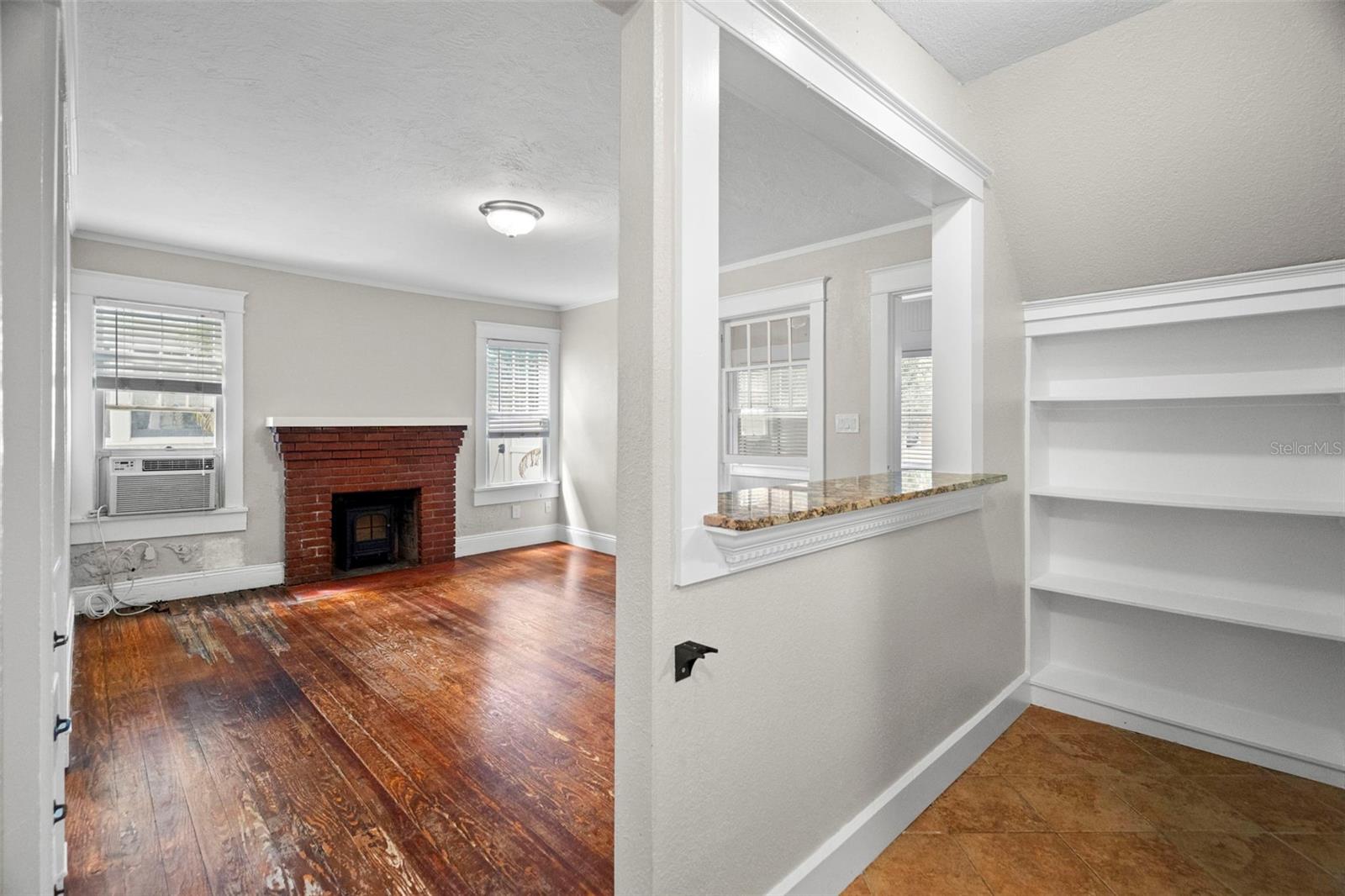 Image 30 of 74 For 540 11th Avenue N