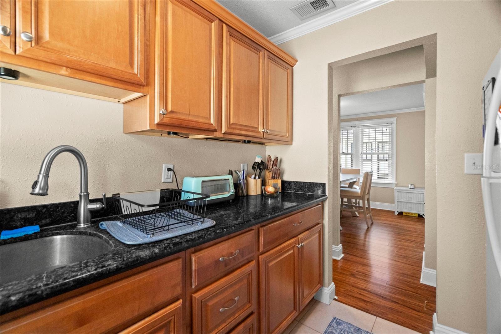 Image 43 of 74 For 540 11th Avenue N