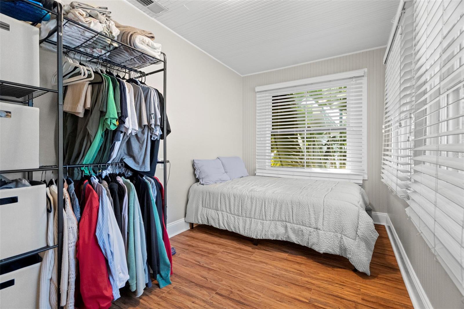 Image 50 of 74 For 540 11th Avenue N