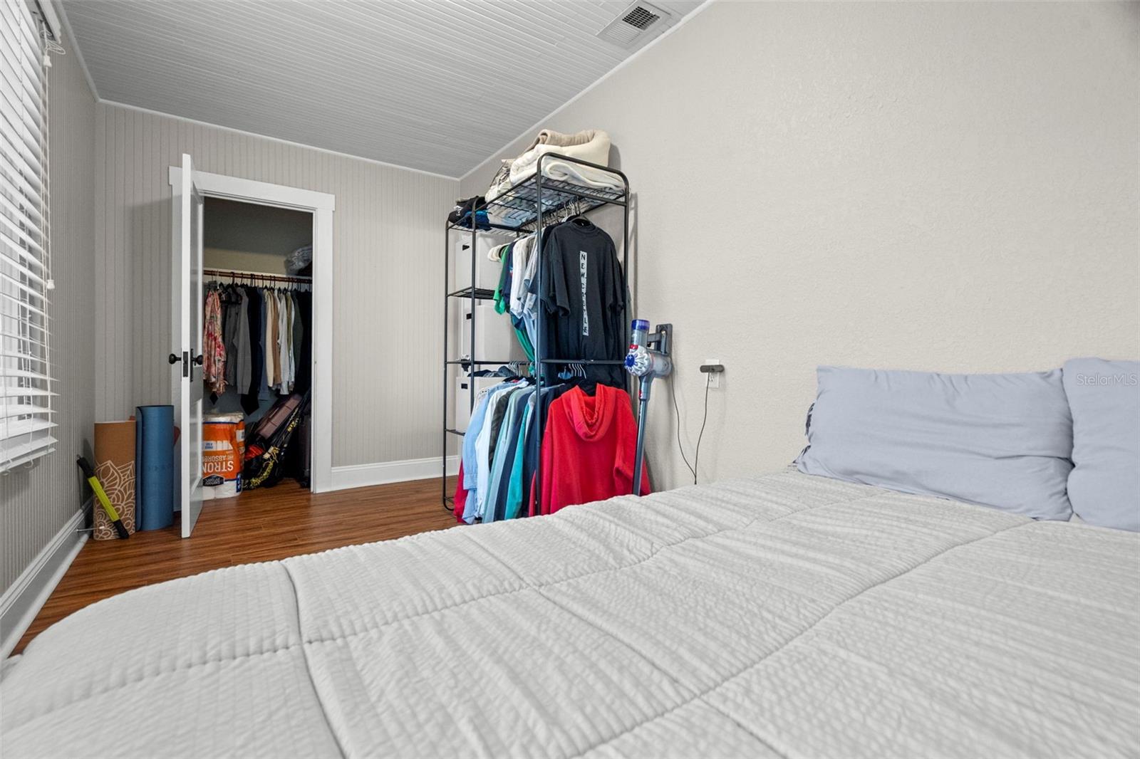 Image 51 of 74 For 540 11th Avenue N