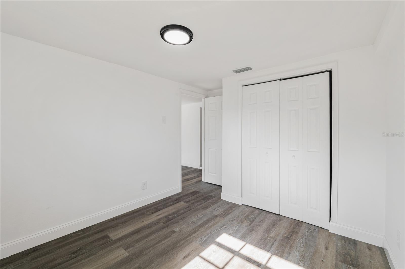 Image 15 of 42 For 3614 Vasco Street