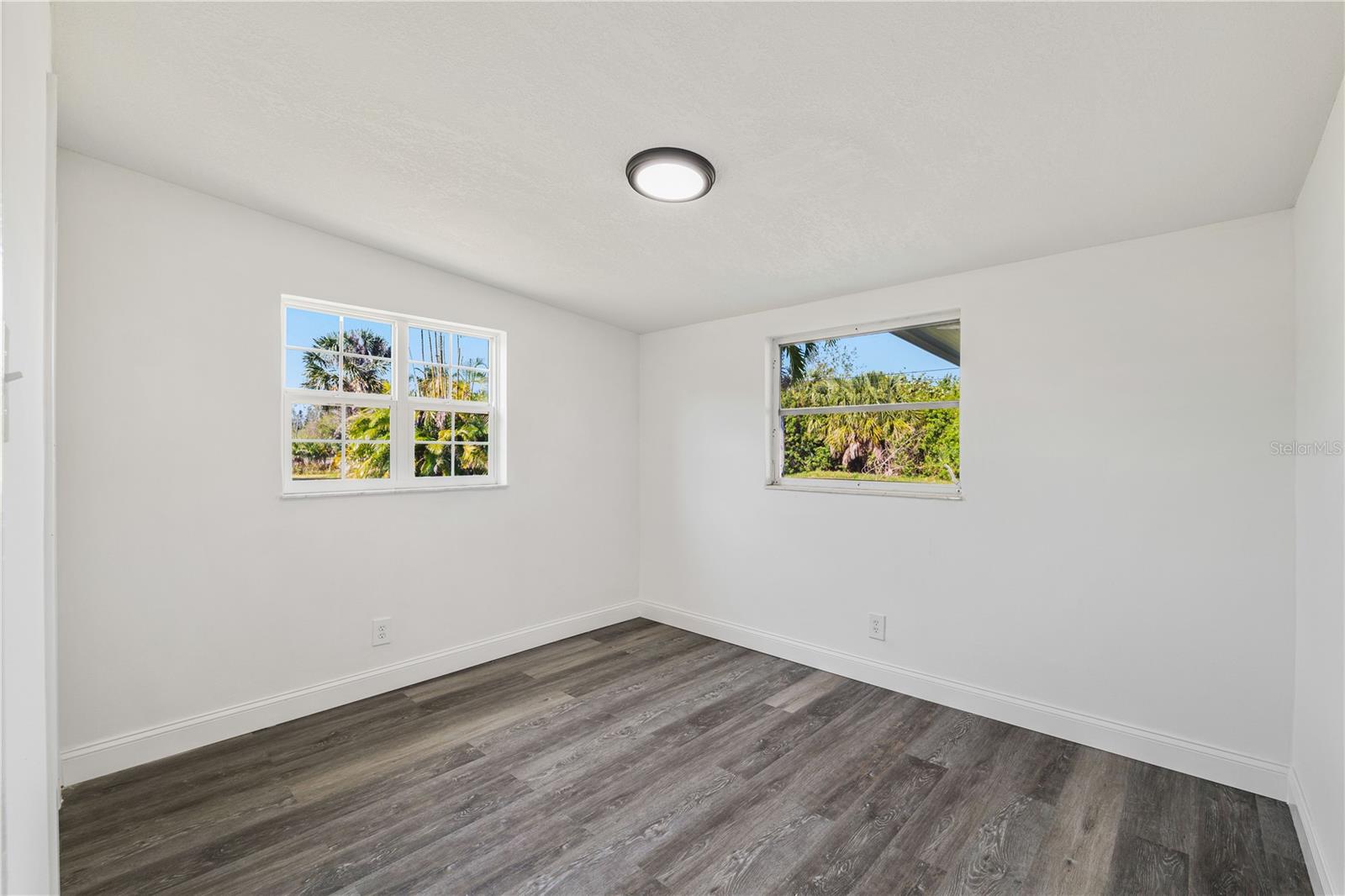 Image 6 of 42 For 3614 Vasco Street