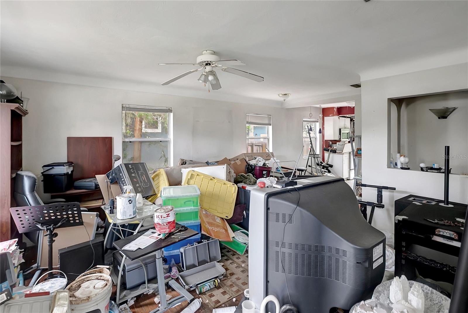 Image 4 of 15 For 532 Hampton Avenue Ne