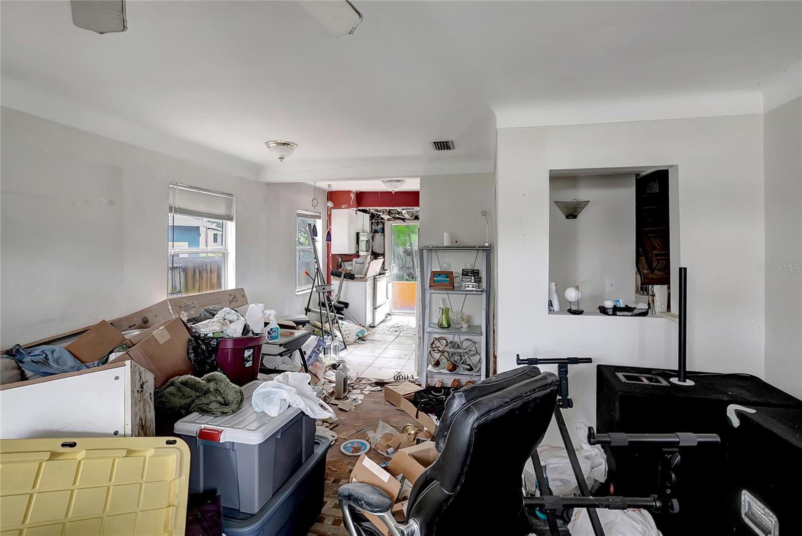 Image 5 of 15 For 532 Hampton Avenue Ne