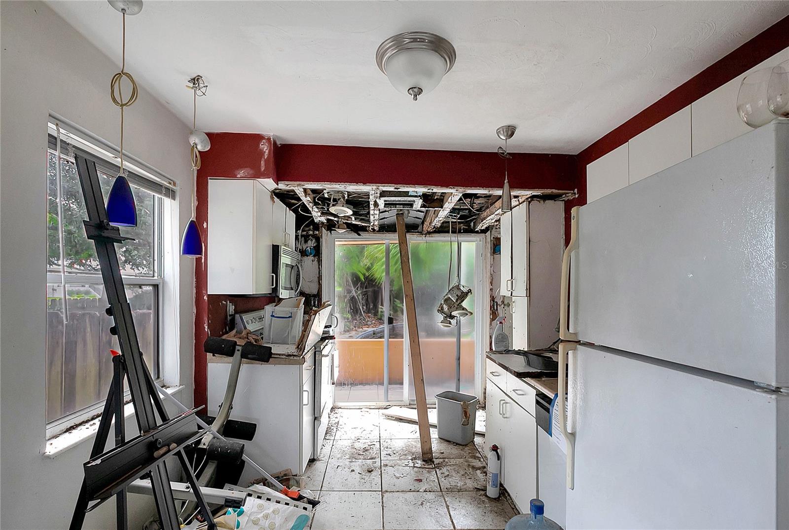 Image 6 of 15 For 532 Hampton Avenue Ne