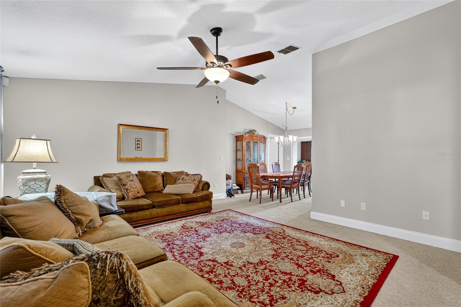 Image 13 of 34 For 149 Mayfair Circle W