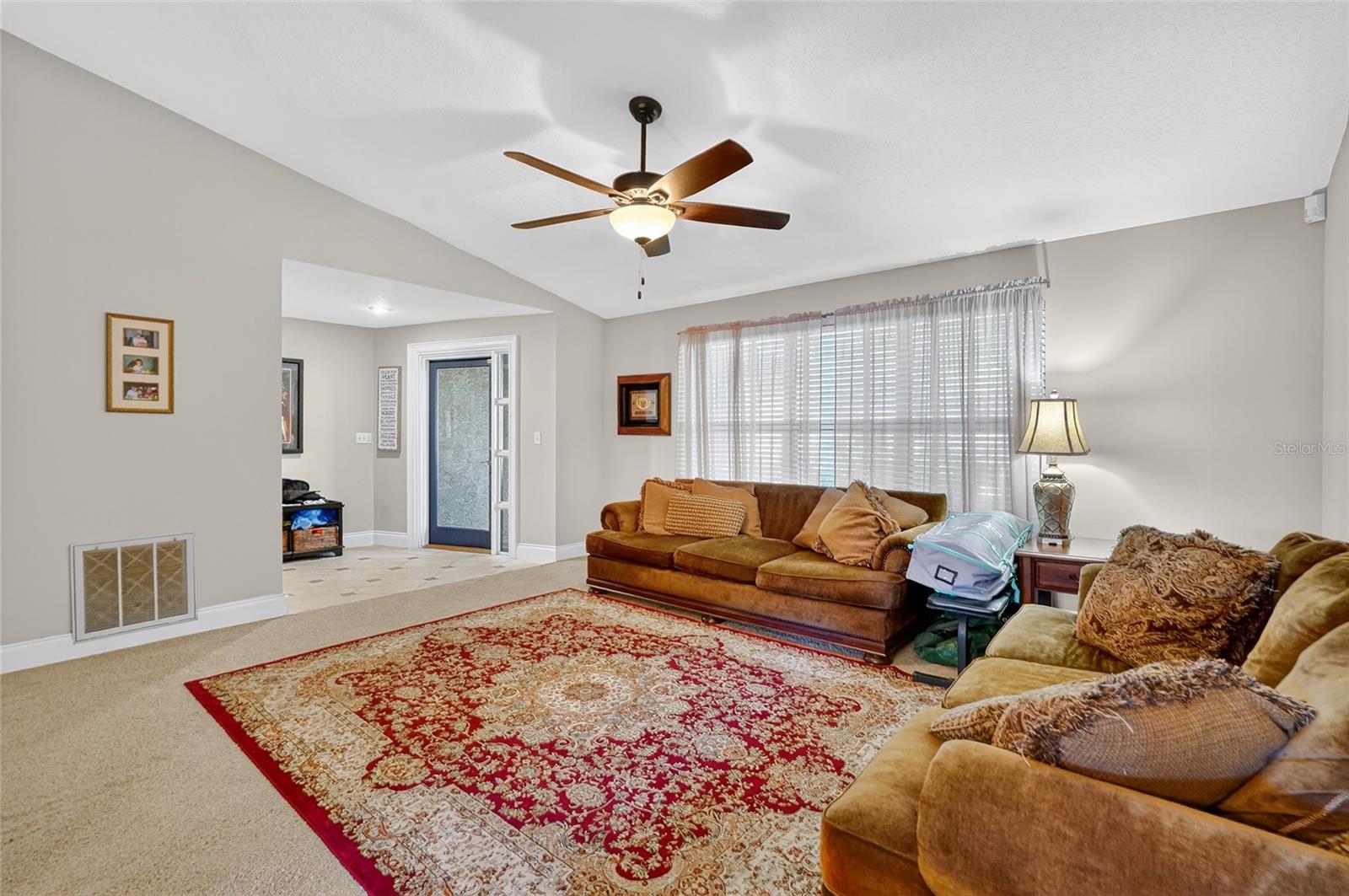 Image 14 of 34 For 149 Mayfair Circle W