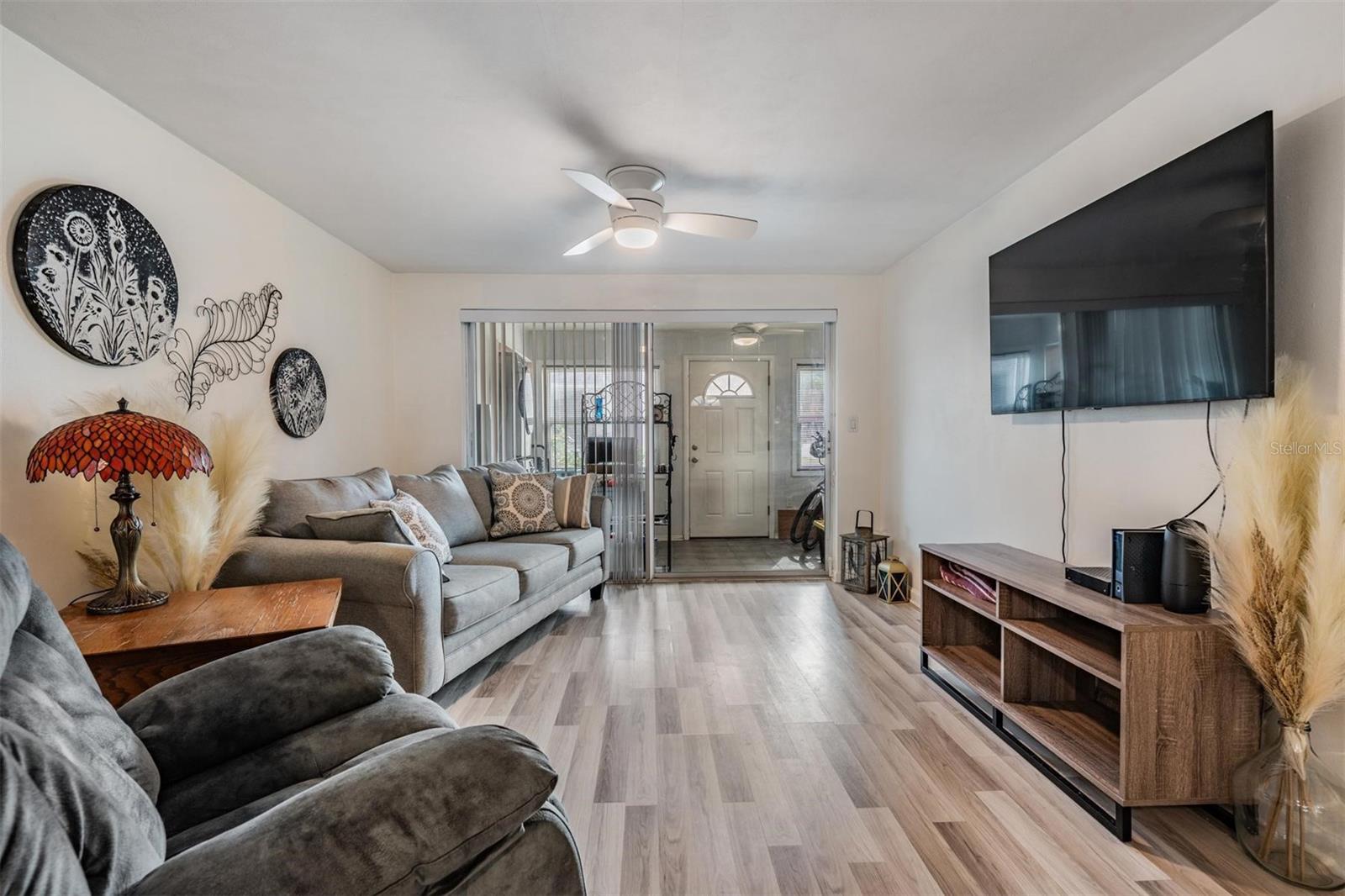 Listing photo id 7 for 4206 Touchton Place