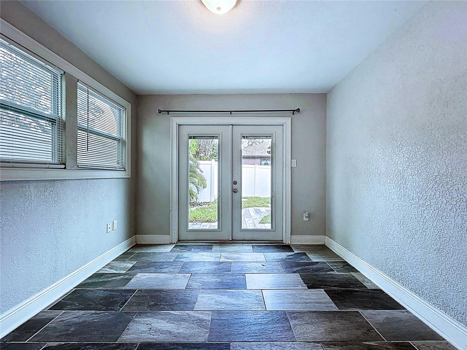 Image 60 of 80 For 1806 Ellicott Street