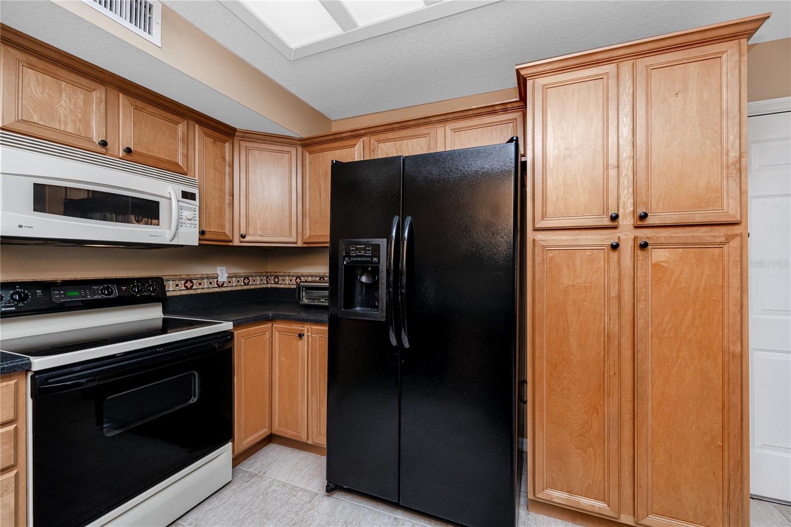Image 16 of 58 For 4331 Brooker Creek Drive