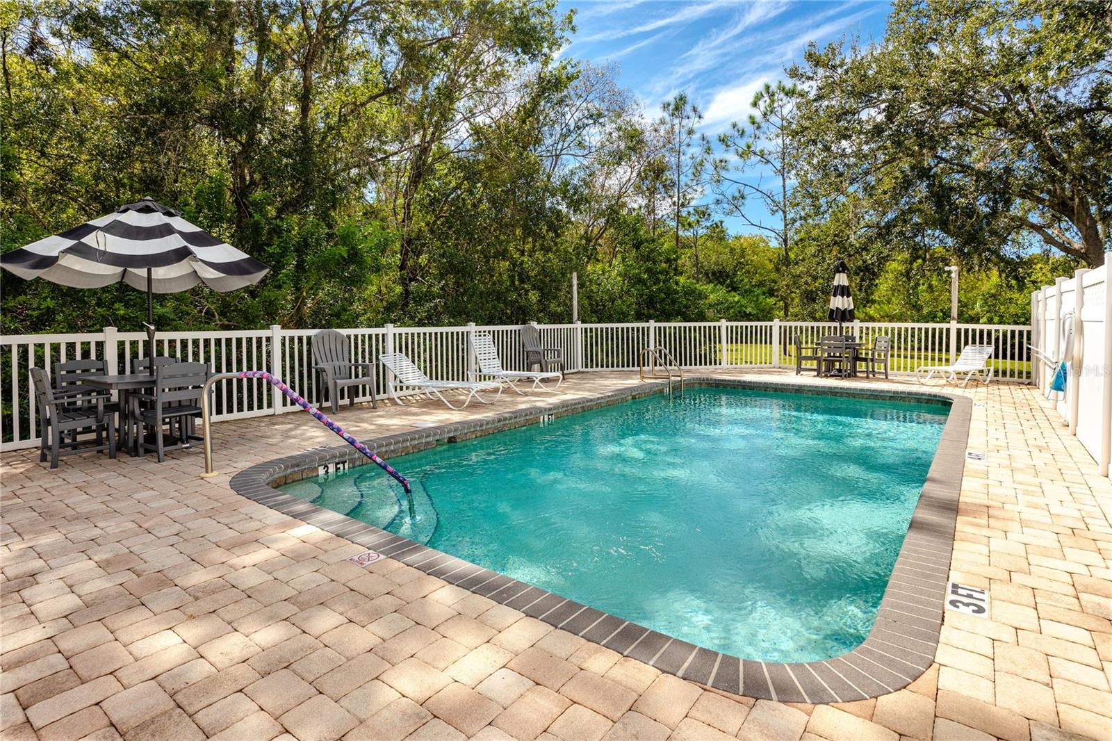 Image 42 of 58 For 4331 Brooker Creek Drive