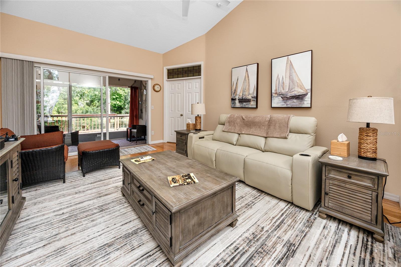 Image 7 of 58 For 4331 Brooker Creek Drive