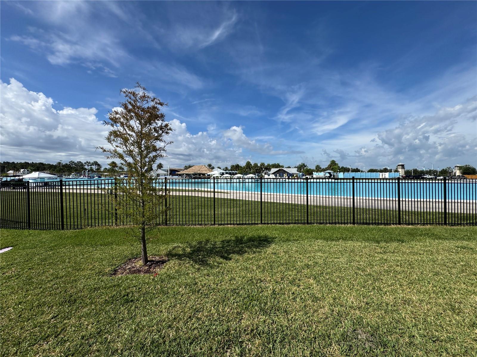 Image 30 of 33 For 7973 Avon Dive Court
