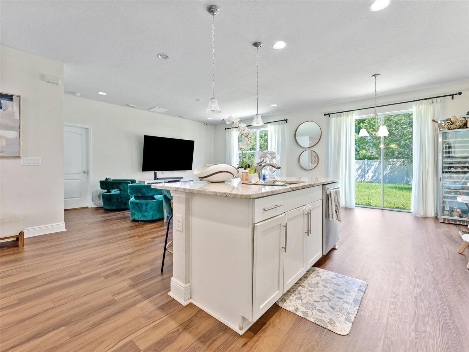 Image 13 of 44 For 12236 Blue Pacific Drive