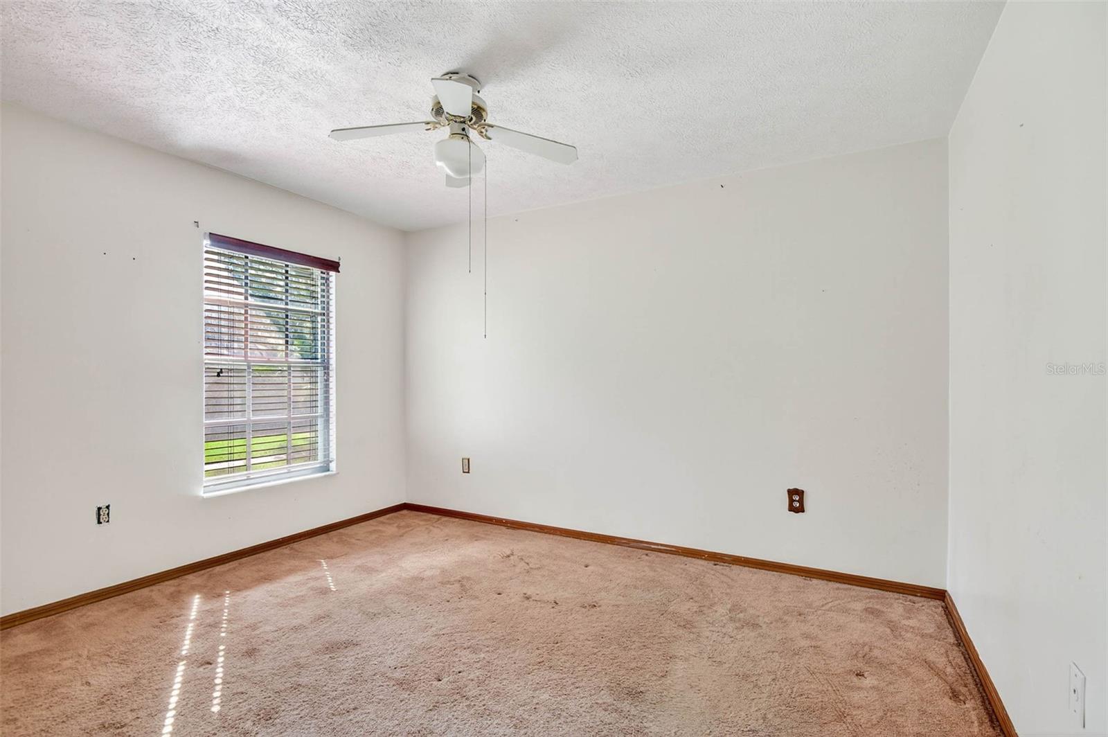 Image 31 of 41 For 439 Summit Chase Drive