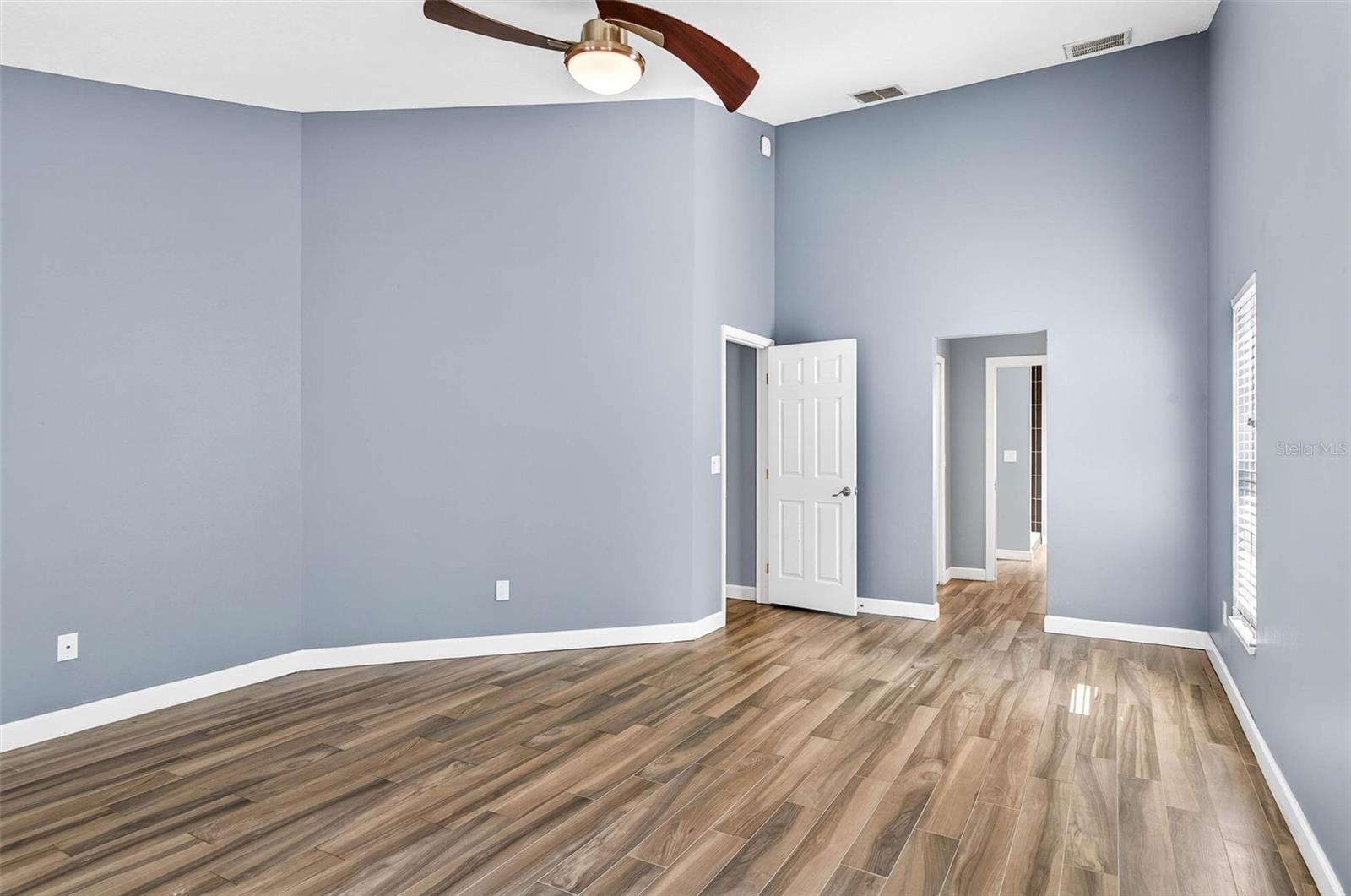 Image 28 of 50 For 12025 Steppingstone Boulevard