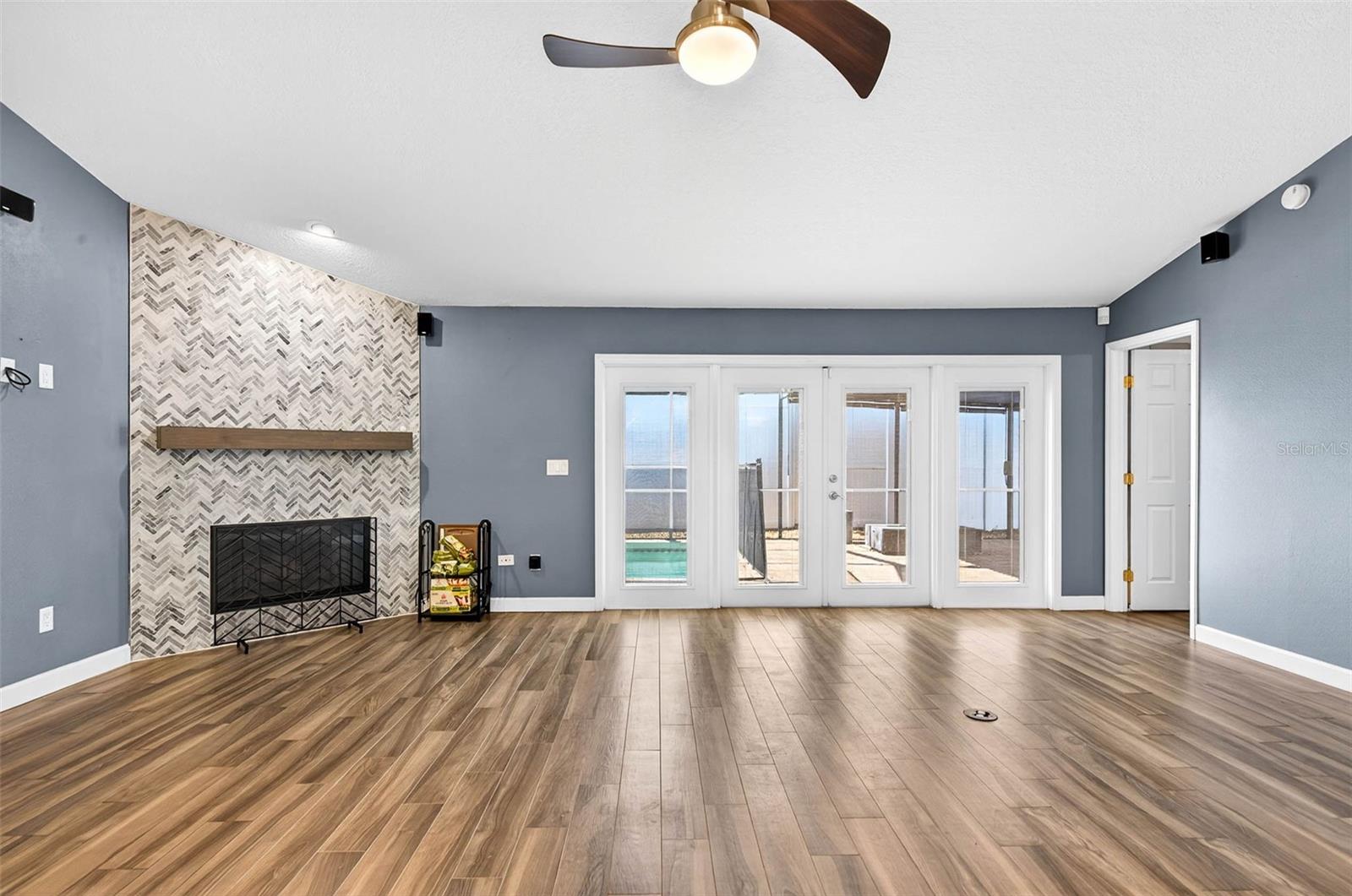 Image 6 of 50 For 12025 Steppingstone Boulevard