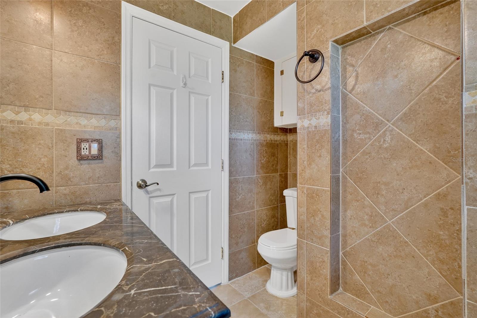 Image 11 of 26 For 3087 Duane Avenue