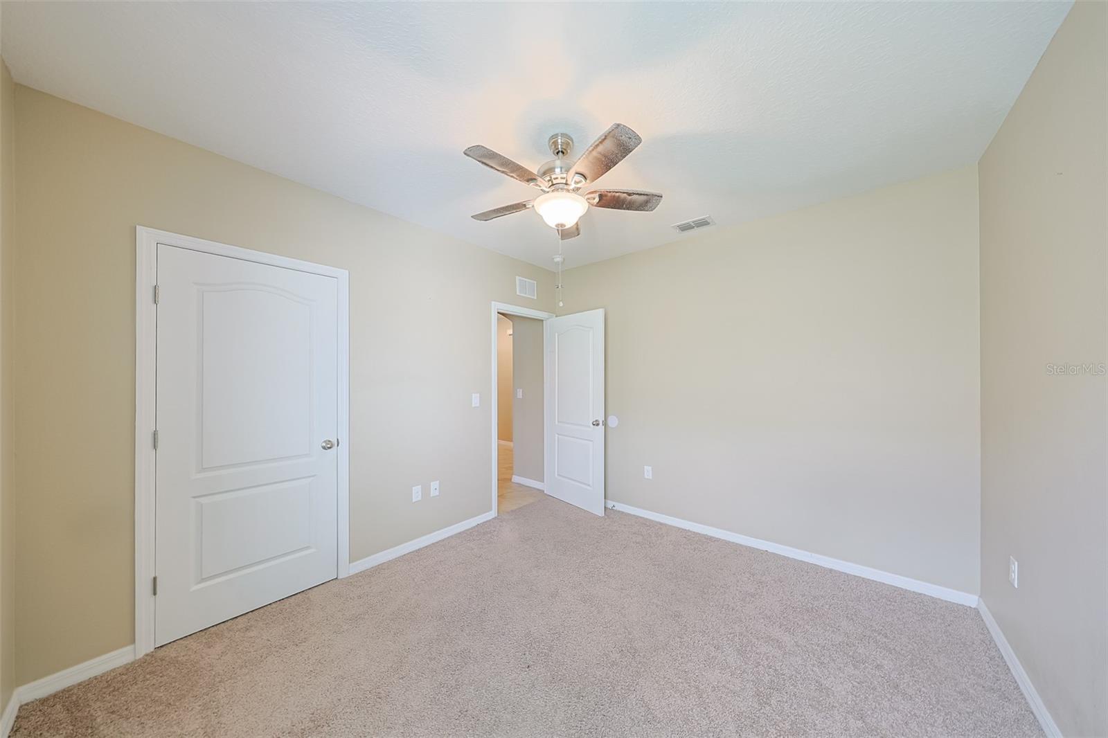 Image 19 of 42 For 1332 Coventry Court