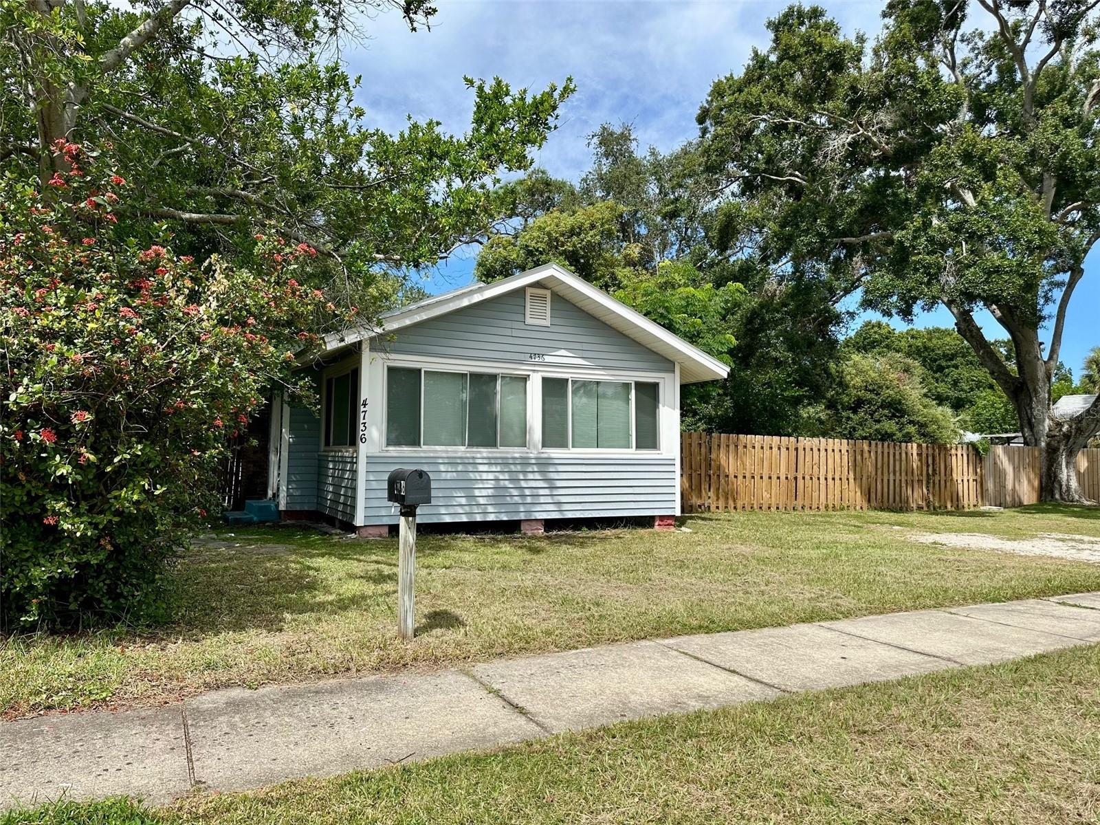 Details for 4736 20th Street N, ST PETERSBURG, FL 33714